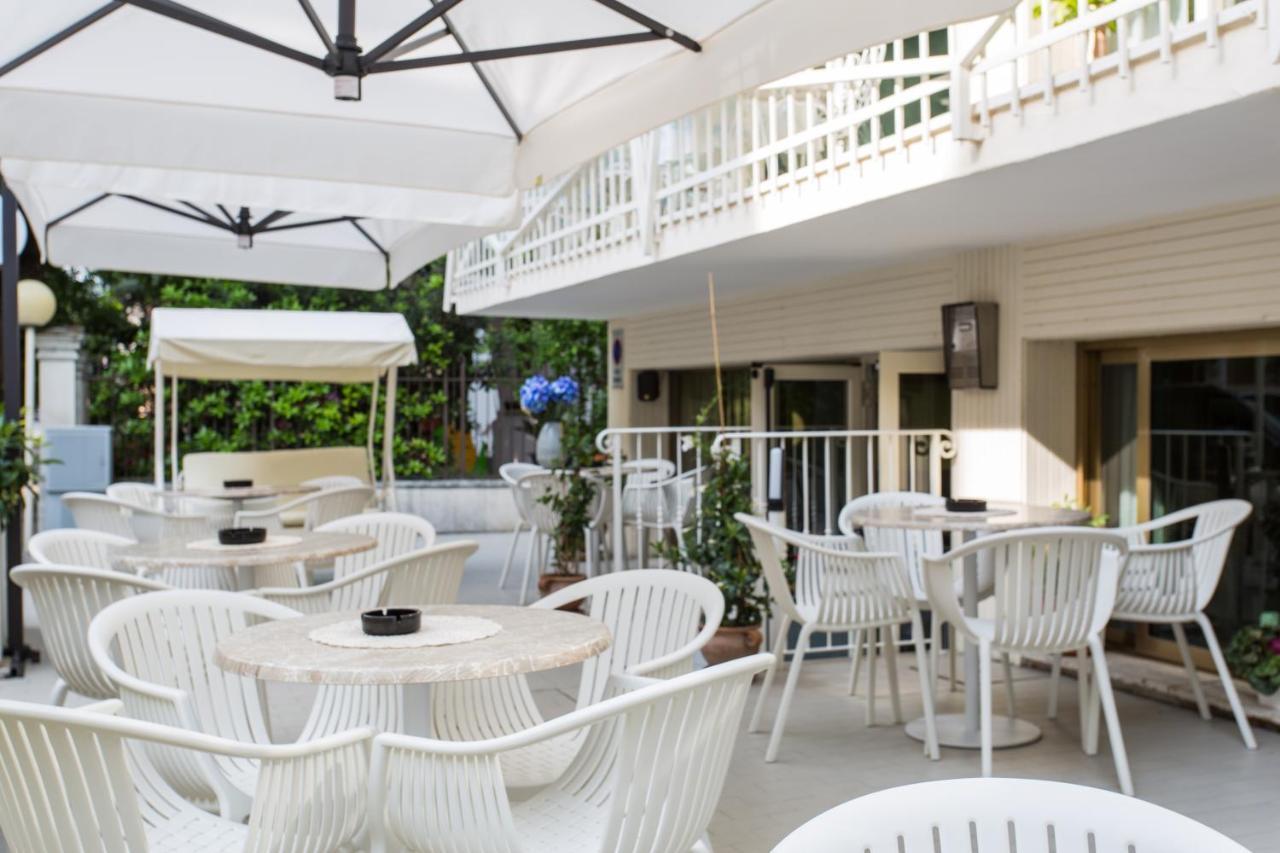 Hotel Puppi Cattolica Exteriér fotografie